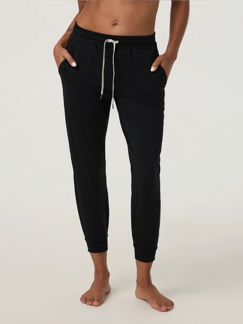 Vuori Performance Joggers- Heather Black